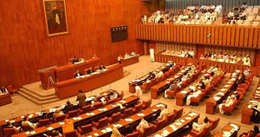 مجلس الشيوخ الباكستانى يرفض اقتراحا برفع سن الزواج ويعتبره "غير إسلامى"