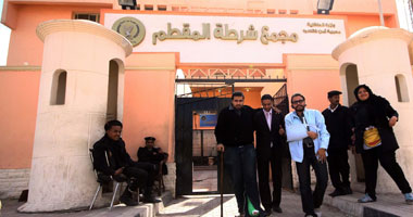 نيابة المقطم تستمع للصحفيين فى بلاغهم ضد مرسى وبديع بالتحريض على قتلهم