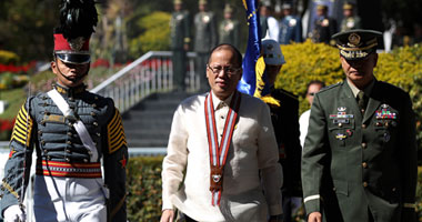 الرئيس الفلبينى يوقع ميزانية عام 2015