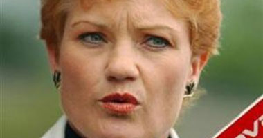 نائبة استرالية تحرض ضد المسلمين.. وتزعم: يسببون الإرهاب