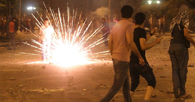 إصابات بطلقات الخرطوش بين المتظاهرين بعد تجدد الاشتباكات بالعباسية