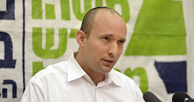 وزير إسرائيلى يطالب بالعفو عن جندى متهم بالإجهاز على فلسطينى