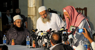 الدعوة السلفية لـ"الإخوان": اتحدوا تحت قيادة جديدة تنخرط فى المجتمع