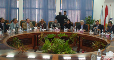 مدير الأبحاث العلمية يؤكد على ضرورة زيادة التعاون بين المدينة والمؤسسات المصرية