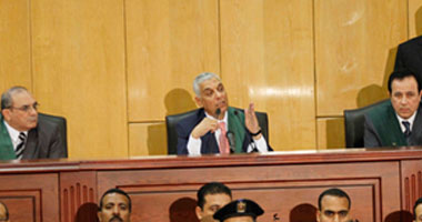 قاضى مبارك: سمحنا للجميع بالحضور ولا تعنت ضد المدعين بالحق المدنى