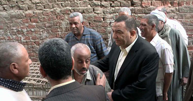 يحيى عبد العظيم يتفقد المخابز فى أحياء شرق وغرب سوهاج