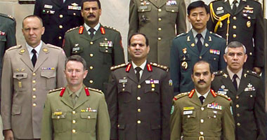 بالصور.. "السيسى" من سلاح المشاة إلى رئاسة مصر.. لبى نداء المصريين فى ميادين 30 يونيو.. فجاء الرد فى الصناديق بأكثر من 25 مليون صوت تحمله أمانة البلاد