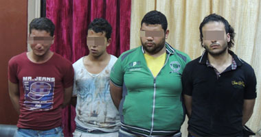 ضبط 4بلطجية بالمنصورة وبحوزتهم أسلحة بيضاء وخرطوش