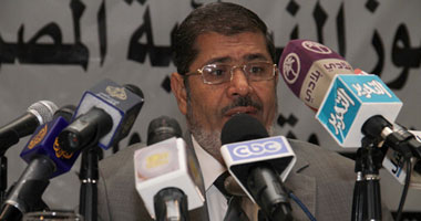 اجتماع حملة مرسى مع قيادات "الحرية والعدالة" لمناقشة الحكم