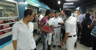 شرطة النقل والمواصلات تضبط هاربا من مؤبد بمحطة مترو سراى القبة