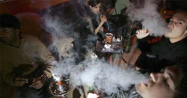دراسة: 35% من المصريين يدخنون الشيشة 