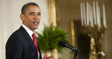 أوباما لسكان أورورا: "كل البلاد تفكر فيكم" 