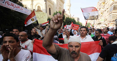 بدء التوافد على مسجد "كشك" استعدادًا لفعاليات مليونية "الإصرار"