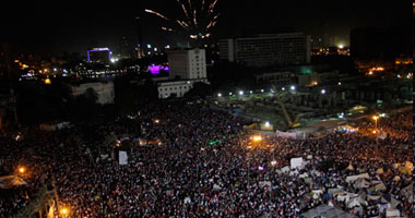 مسيرة من ميدان التحرير إلى قصر عابدين تندد بالإخوان