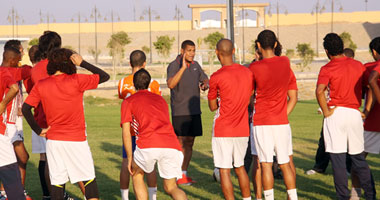 فوزى يغيب عن مران الداخلية لمرض والدته