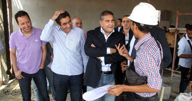 بالصور.. أبو زيد فى زيارة متابعة ترميمات "مبنى" الجبلاية.. وغاضب من تأخر العمل