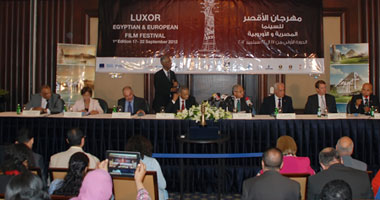 تكريم أحمد حلمى بمهرجان الأقصر للسينما المصرية والأوروبية