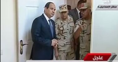 بالصور.. الرئيس السيسي يتفقد الوحدات السكنية بمدينة الإسماعيلية الجديدة