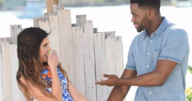 شبكة Fox تلغى مسلسل “Coupled” بعد موسم واحد من عرضه