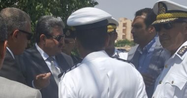 بالصور.. مدير أمن الجيزة يتفقد الخدمات الأمنية بمحيط مسجد فاضل بأكتوبر