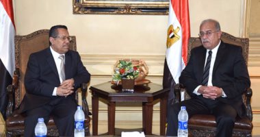 رئيس الوزراء اليمنى يصل القاهرة لإطلاع السيسي على مستجدات أوضاع بلاده