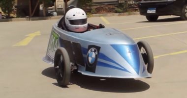 بالفيديو.. بالبنزين والكهرباء.. سيارة سباق "هجينة" فى هندسة عين شمس