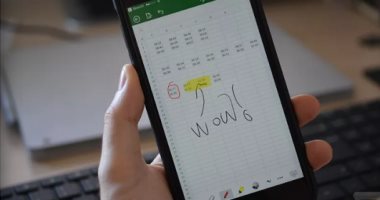 مايكروسوفت تطلق تحديثا لتطبيقات أوفيس على هواتف آيفون بميزة الرسم بالإصبع
