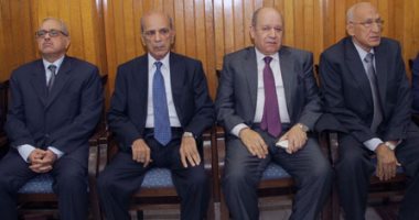 انتهاء عزاء عبد اللطيف العمرى رئيس محكمة القضاء الإدارى بالحامدية الشاذلية