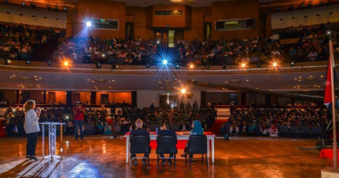 جامعة حلوان تحتفل بتخريج دفعتين لكلية الحاسبات والمعلومات وهندسة المطرية
