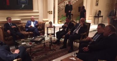 شكرى يستضيف القيادات السياسية اللبنانية فى لقاء موسع خلال زيارته لبيروت