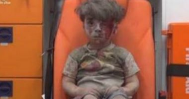 وفاة شقيق الطفل "عمران دقنيش" متأثرا بجروحه فى حلب السورية