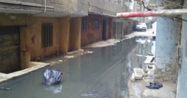 مواطن يشكو طفح مياه المجارى بشارع عادل السيد بمنطقة الهرم