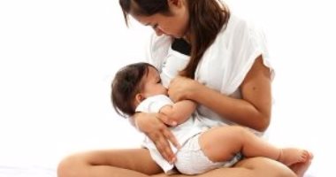 دراسة سويسرية: الرضاعة الطبيعية تقلل فرص الإصابة بالربو بنسبة 27%