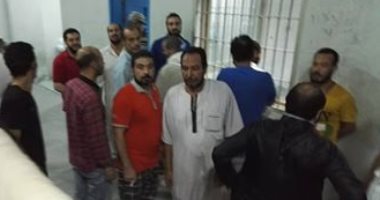 بالفيديو.. العمال المصريون المحتجزون بالسعودية يطالبون بحل أزمتهم 