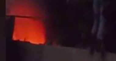 بالفيديو.. حريق ضخم بعمارة سكنية فى حى صقر قريش