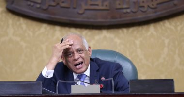 رئيس البرلمان: "النواب قاعدين فى البهو مش فى اللجان.. إحنا بنسىء للمجلس"