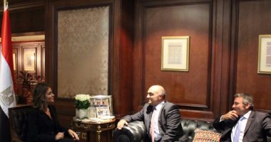 سحر نصر تناقش مع سفير الأردن ترتيبات عقد اللجنة العليا المشتركة بين البلدين