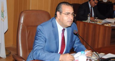 رئيس جامعة المنصورة يناقش موازنة العام المالى الجديد مع مديرى المستشفيات