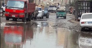 مياه الصرف الصحى تغرق شوارع "نوب طريف" فى السنبلاوين ومطالب بصيانة الشبكة