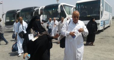 التضامن: 1040 حاجا من الإسكندرية ومطروح والبحيرة يغادرون مطار برج العرب للمدينة المنورة