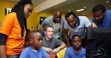 مارك زوكربيرج يصل نيجيريا ويزور معسكرات الأطفال المبرمجين والمبدعين 