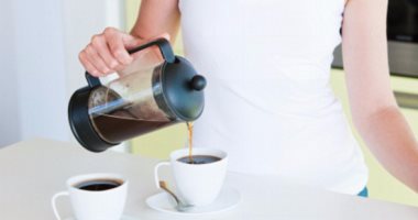دراسة تكشف فوائد جديدة للقهوة.. تحسن الذاكرة وتقلل الإصابة بسرطان المخ
