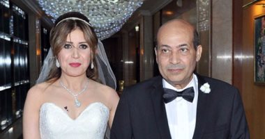 الناقد طارق الشناوى يحتفل بزفافه  على الإعلامية سوزان حرفى