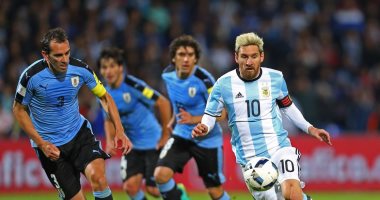 مدرب بيرو: مواجهة الأرجنتين "صعبة" رغم غياب ميسي