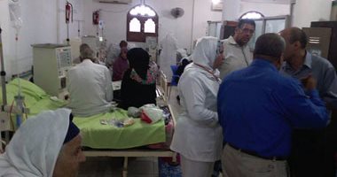 بالصور.. إصابة 7 حالات بتسمم بوحدة الغسيل الكلوى بمستشفى بيلا بكفر الشيخ