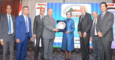 جمعية الصداقة المصرية تكرم زوجة رئيس مجلس النواب اللبنانى