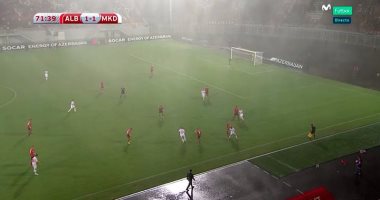 بالفيديو.. سيول الأمطار تتسبب فى تأجيل مباراة ألبانيا ومقدونيا 
