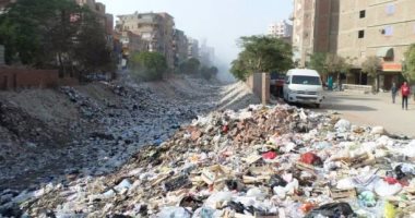 مطالب برفع القمامة وتطهير ترعة السيل فى حدائق حلوان