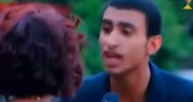 بالفيديو.. شاهد على ربيع قبل "مسرح مصر".. المذيعة تصفه بـ"البيئة"