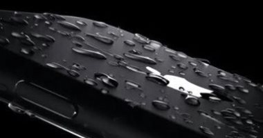 أفضل 5 هواتف ذكية مقاومة للمياه..آيفون 7 وجلاكسى S8 الأبرز